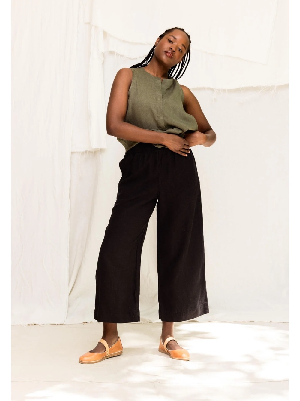 Elizabeth Suzann Wide Leg Cropped Pants in Black